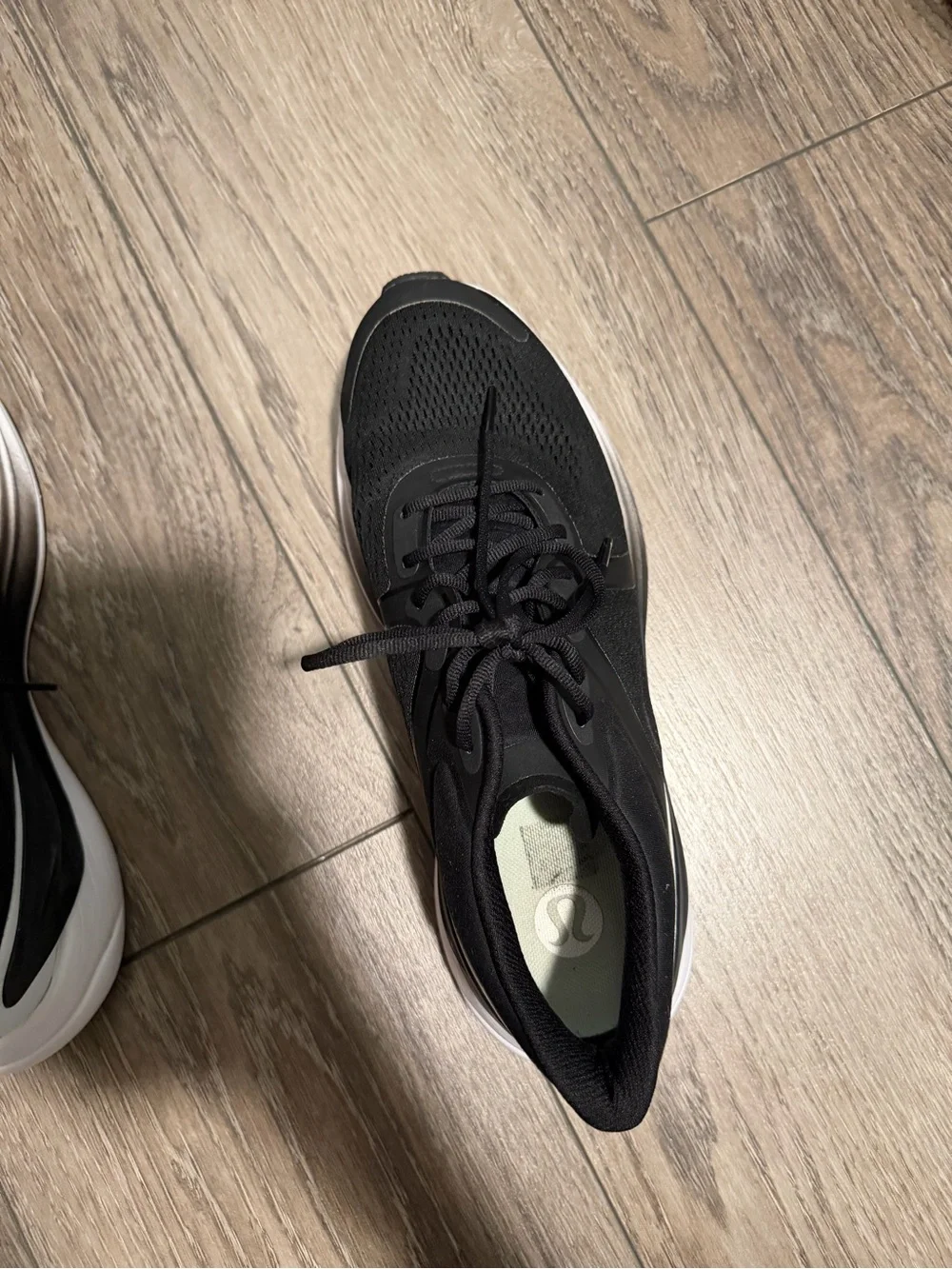 Lululemon Blissful Running Shoe size 11